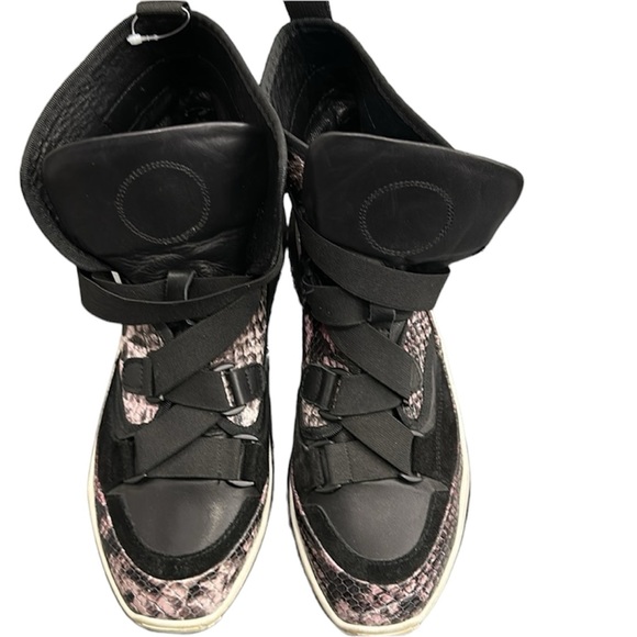 Women’s Sheridan | mia sneakers - Picture 3 of 3